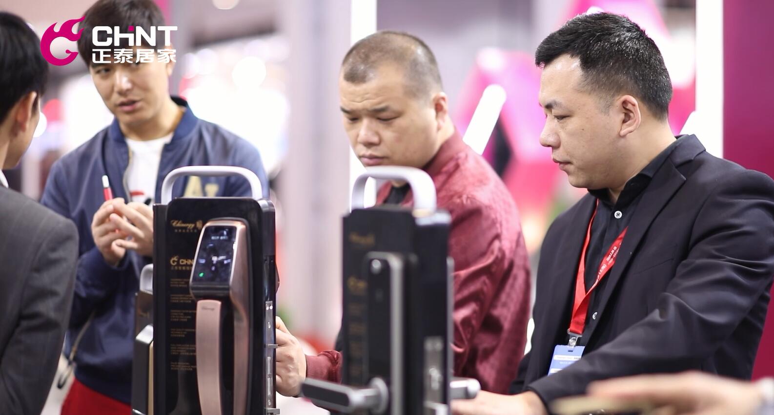 智·簡(jiǎn)生活 | 正泰智能鎖中國(guó)建博會(huì)精彩現(xiàn)場(chǎng)