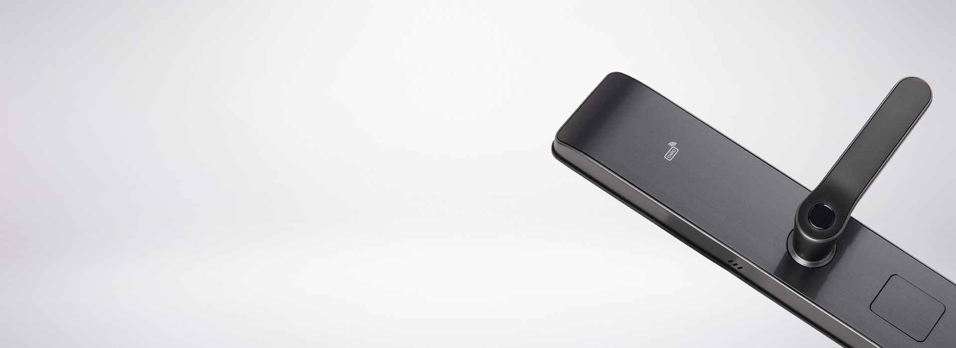 指紋識別，一握即開 正泰智能鎖LOCK...