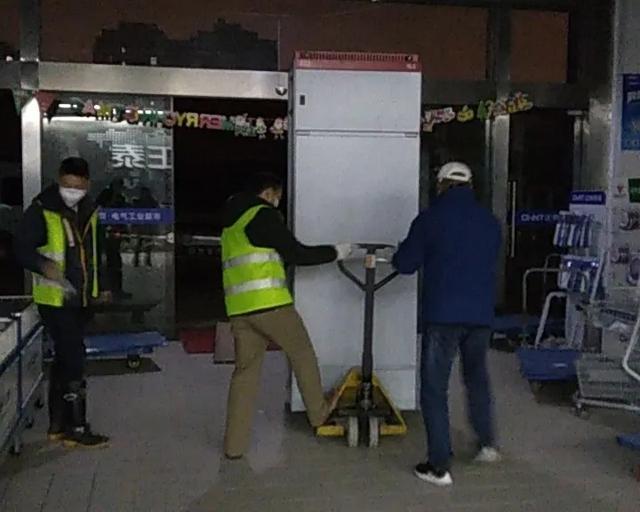 正泰居家致敬“小湯山”醫(yī)院援建背后的“逆行者”