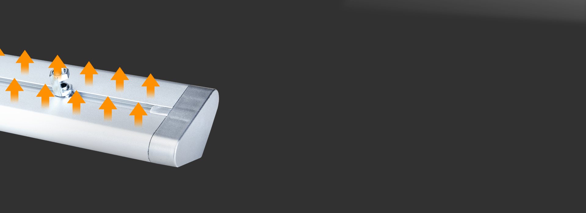 鋁材主體，結構穩固有質感 正泰照明黑板...