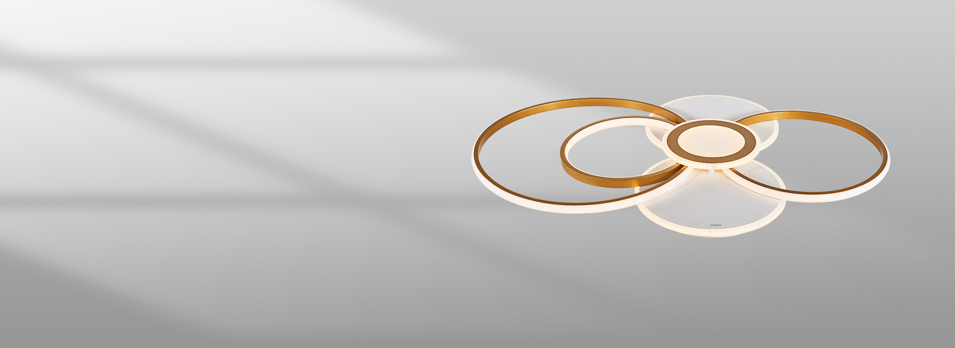 光學面罩，透出柔和好光線 正泰照明吸頂...