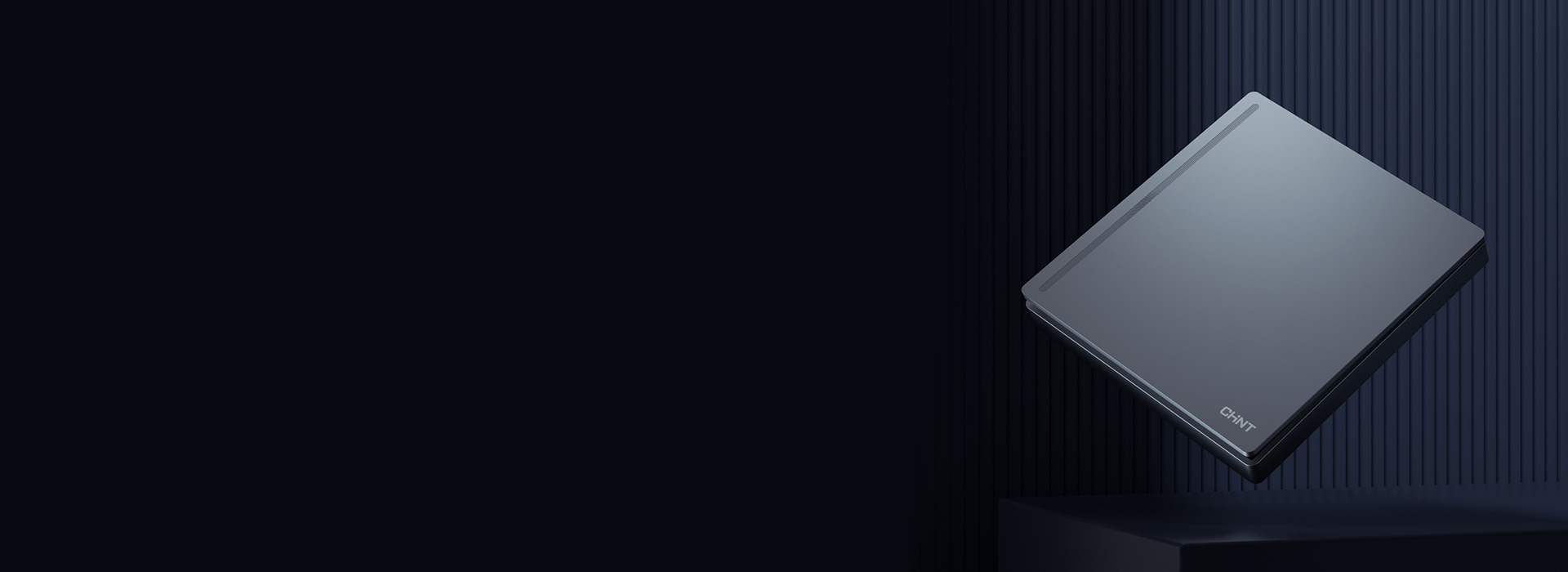 為空間而生的豁達(dá)尺度 無(wú)框大板，線條曲...