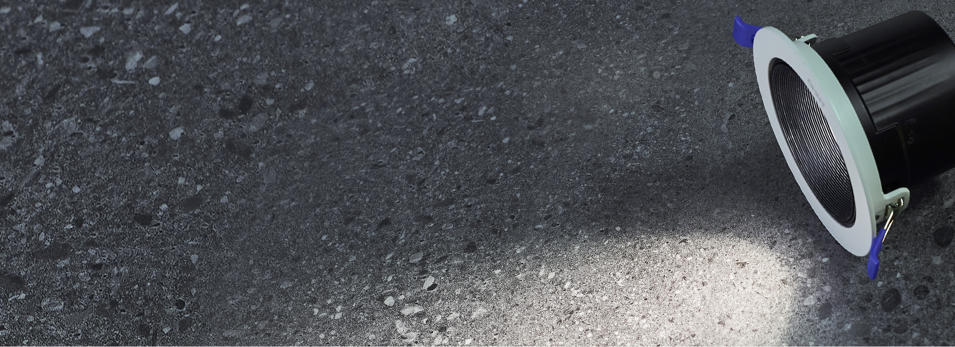 深藏光源外露美學 光源深藏，減少眩光，...