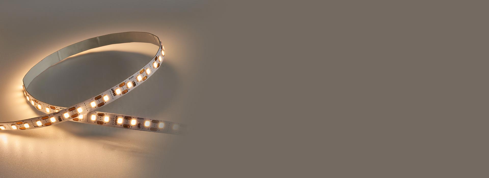 1000lm/m大光通 120珠/m，...