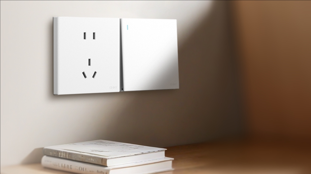 .暗裝和明裝墻壁開關(guān),哪種更適合你家-1 .暗裝和明裝墻壁開關(guān),哪種更適合你家-1